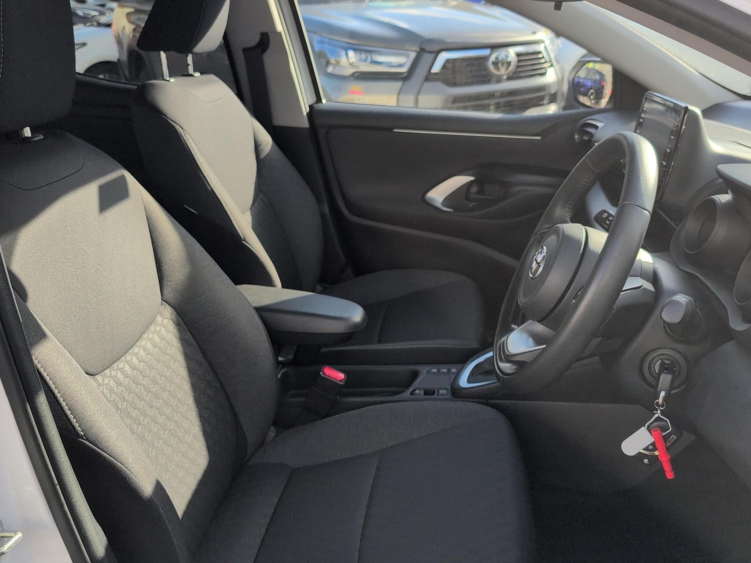 Used Toyota Yaris 2023 for sale - 76168410: Photo 11