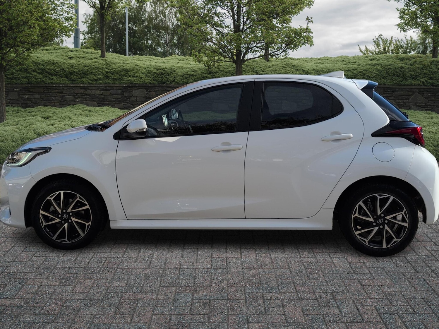 Used Toyota Yaris 2023 for sale - 76168410: Photo 17