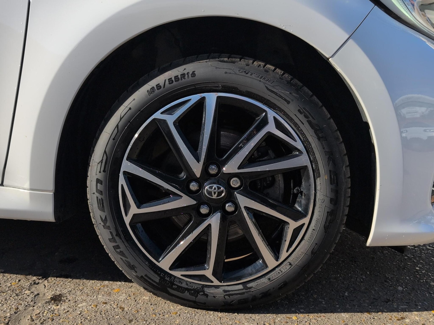 Used Toyota Yaris 2023 for sale - 76168410: Photo 18