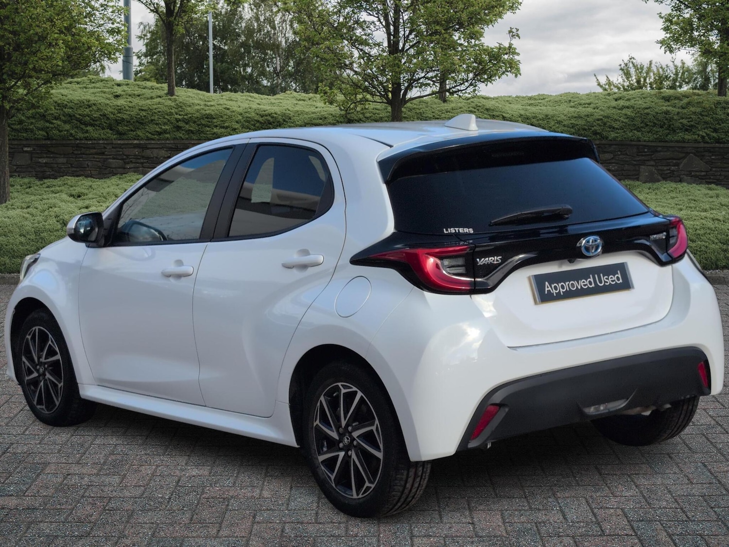 Used Toyota Yaris 2023 for sale - 76168410: Photo 4
