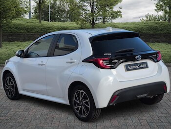 Used Toyota Yaris 2023 for sale - 76168410: Photo 4