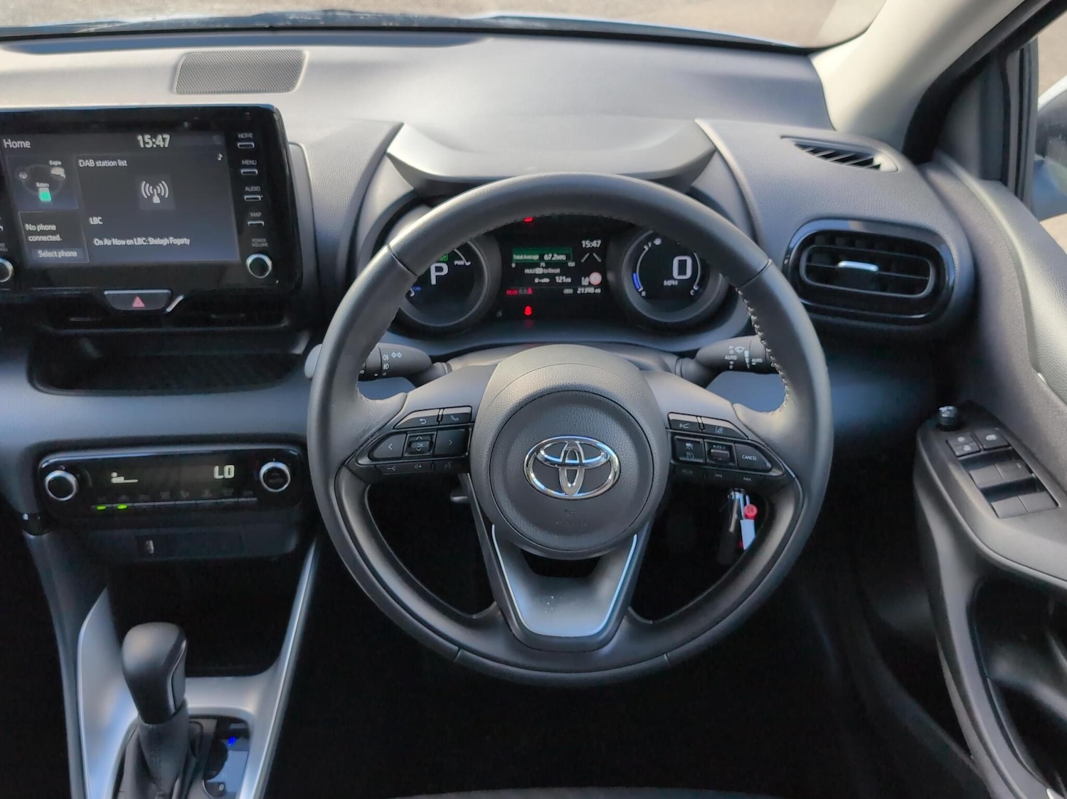 Used Toyota Yaris 2023 for sale - 76168410: Photo 6