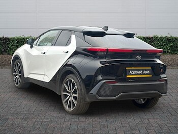 Used Toyota C-HR 2023 for sale - 77884821: Photo