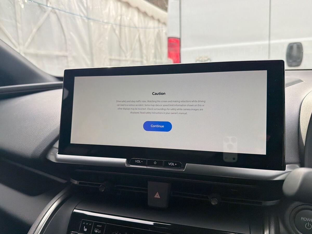 Used Toyota C-HR 2024 for sale - 78073927: Photo 11