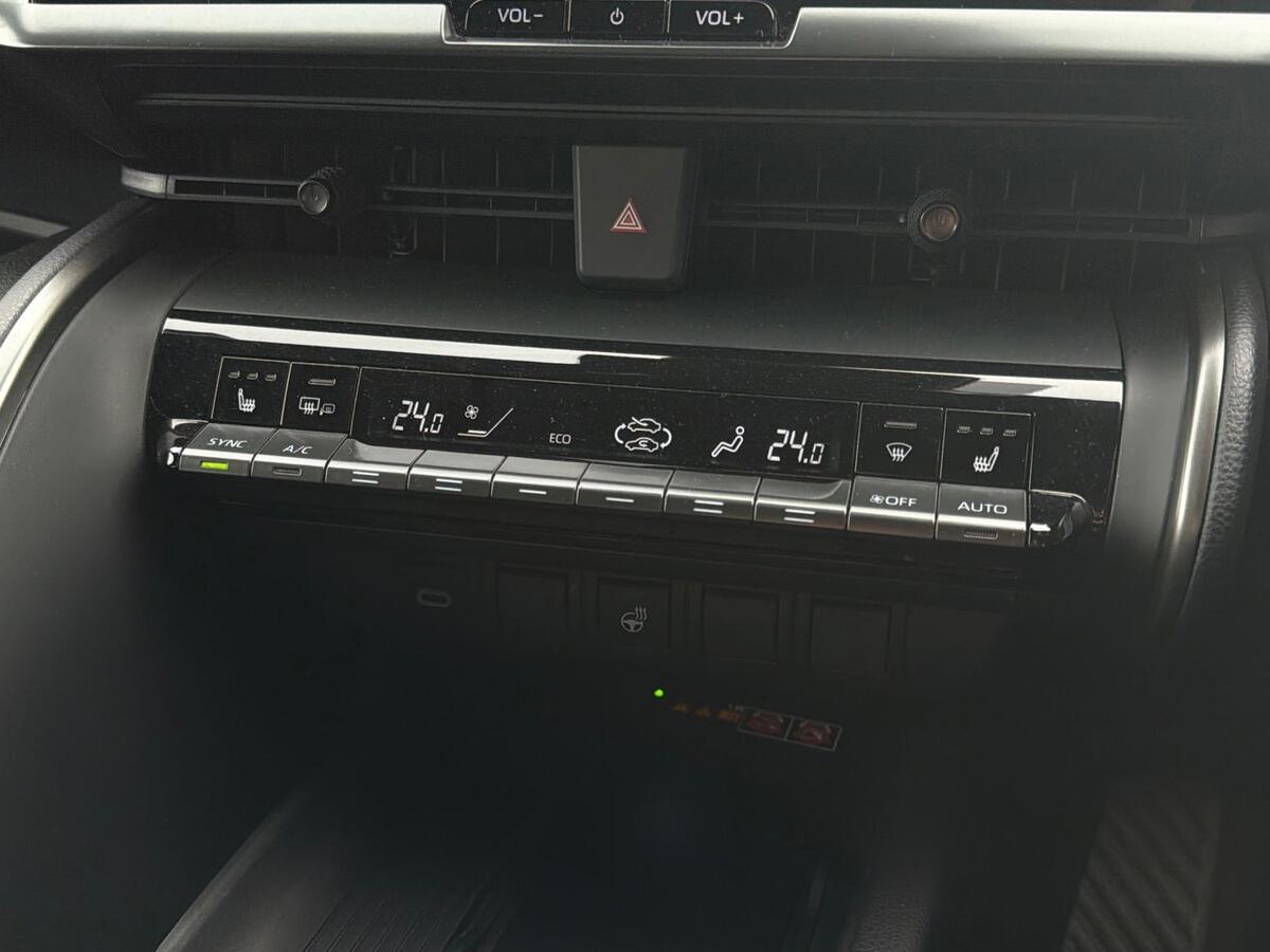 Used Toyota C-HR 2024 for sale - 78073927: Photo 13