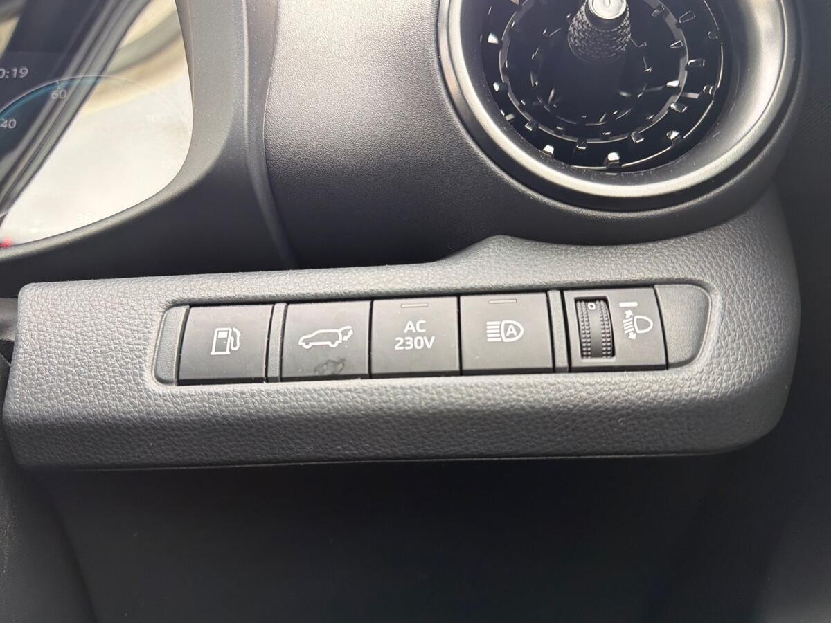 Used Toyota C-HR 2024 for sale - 78073927: Photo 15