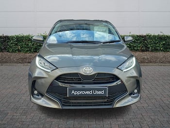 Used Toyota Yaris 2024 for sale - 79688872: Photo