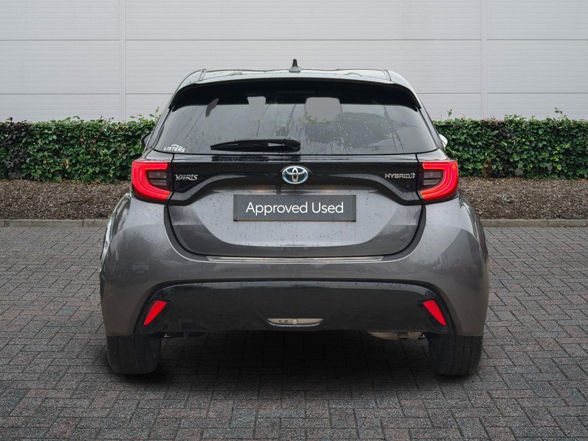 Used Toyota Yaris 2023 for sale - 77124611: Photo 4