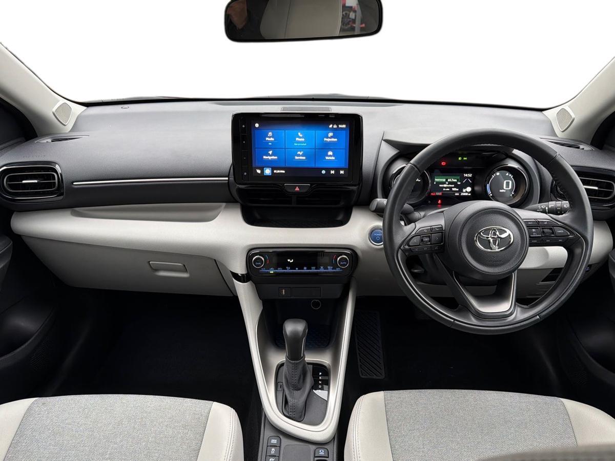 Used Toyota Yaris 2023 for sale - 77124611: Photo 8