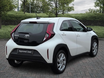 Used Toyota Aygo X 2022 for sale - 76139798: Photo 2