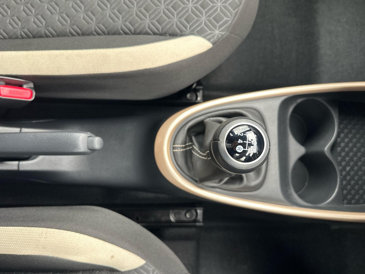 Used Toyota Aygo X 2024 for sale - 76410280: Photo 23