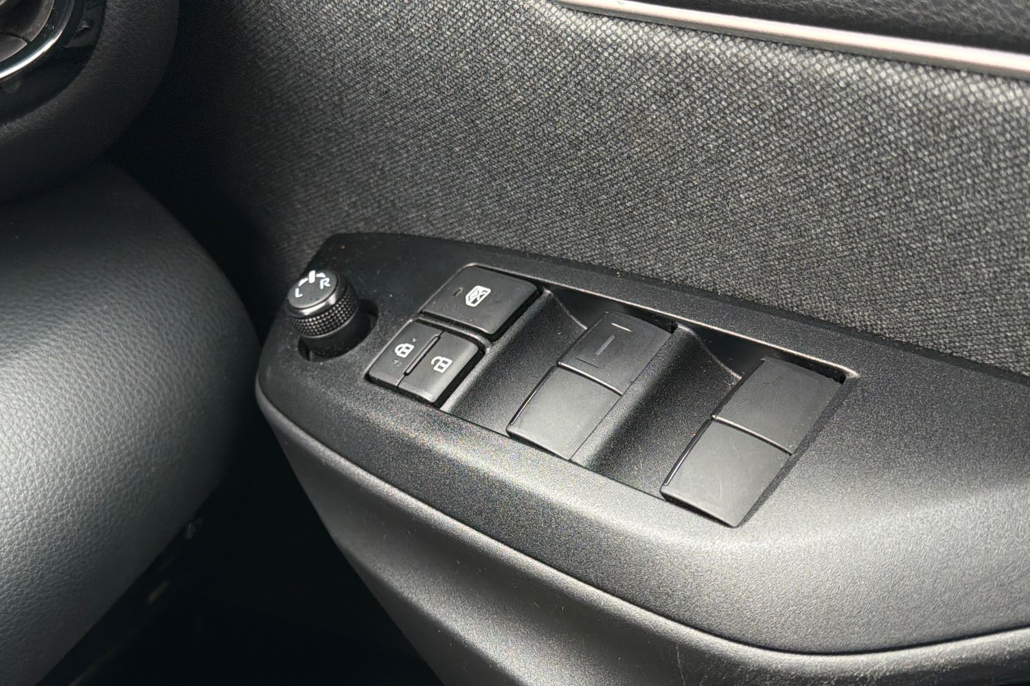 Used Toyota Yaris 2022 for sale - 77884872: Photo 14