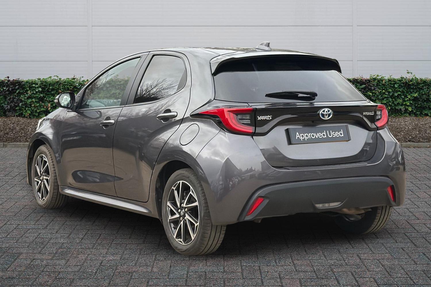 Used Toyota Yaris 2022 for sale - 77884872: Photo 2