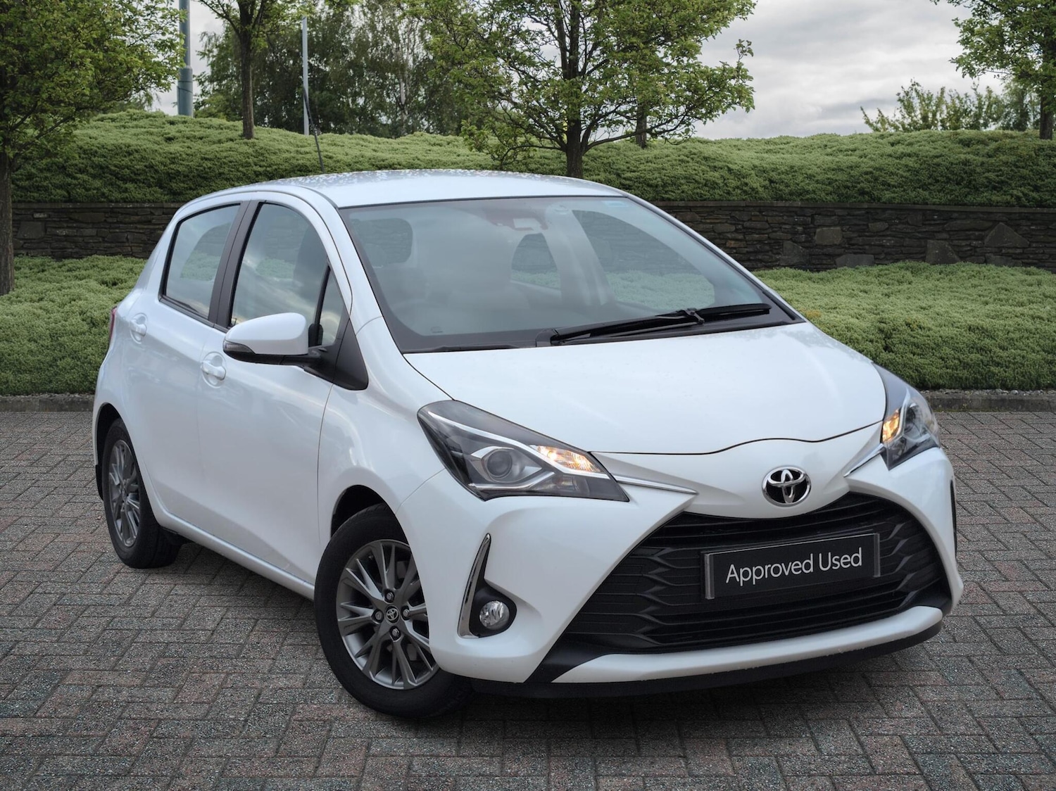 Used Toyota Yaris 2019 for sale - 76139779: Photo 1