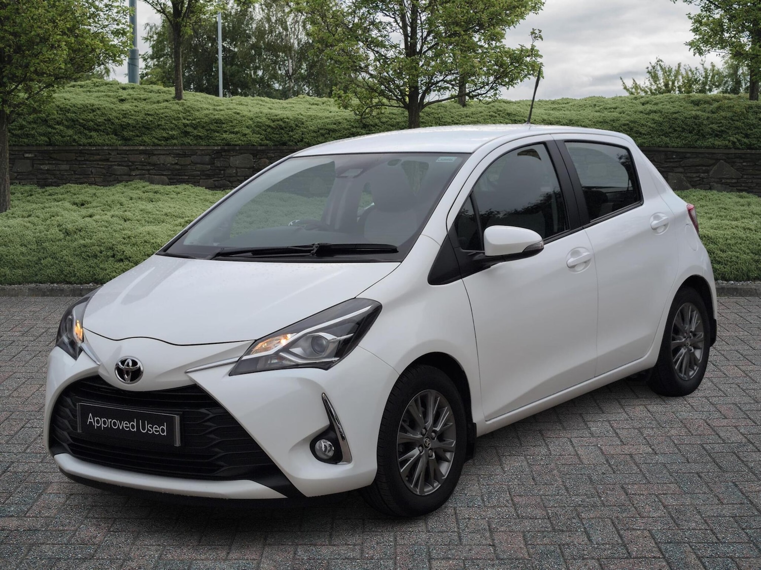 Used Toyota Yaris 2019 for sale - 76139779: Photo 3
