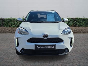 Used Toyota Yaris 2024 for sale - 79809231: Photo