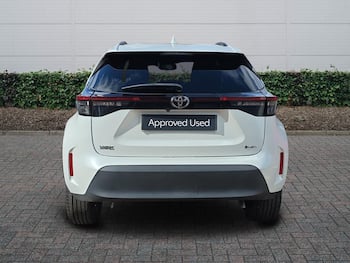 Used Toyota Yaris 2024 for sale - 79809231: Photo