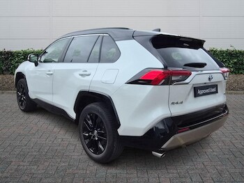 Used Toyota RAV4 2023 for sale - 78431001: Photo