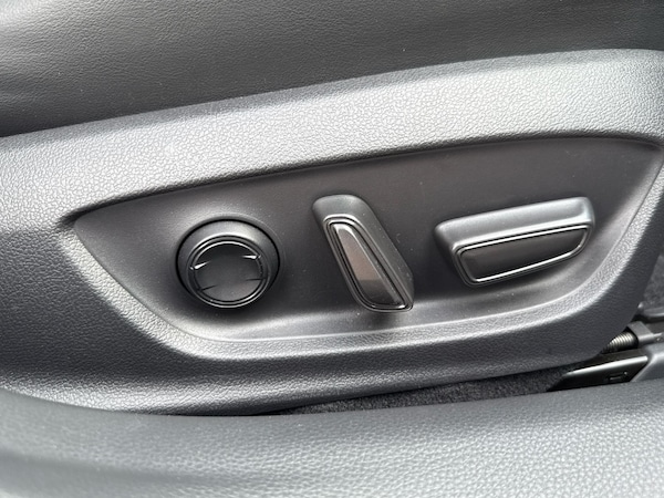 Used Toyota Prius 2024 for sale - 75521703: Photo 23