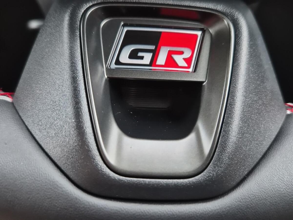 Used Toyota C-HR 2025 for sale - 77512250: Photo 24