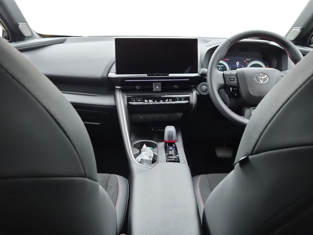 Used Toyota C-HR 2025 for sale - 77512250: Photo 8