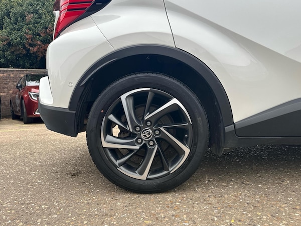 Used Toyota C-HR 2021 for sale - 76241250: Photo 18