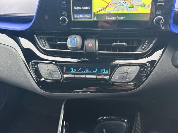Used Toyota C-HR 2021 for sale - 76241250: Photo 20
