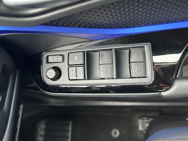 Used Toyota C-HR 2021 for sale - 76241250: Photo 22