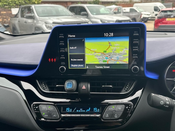 Used Toyota C-HR 2021 for sale - 76241250: Photo 7
