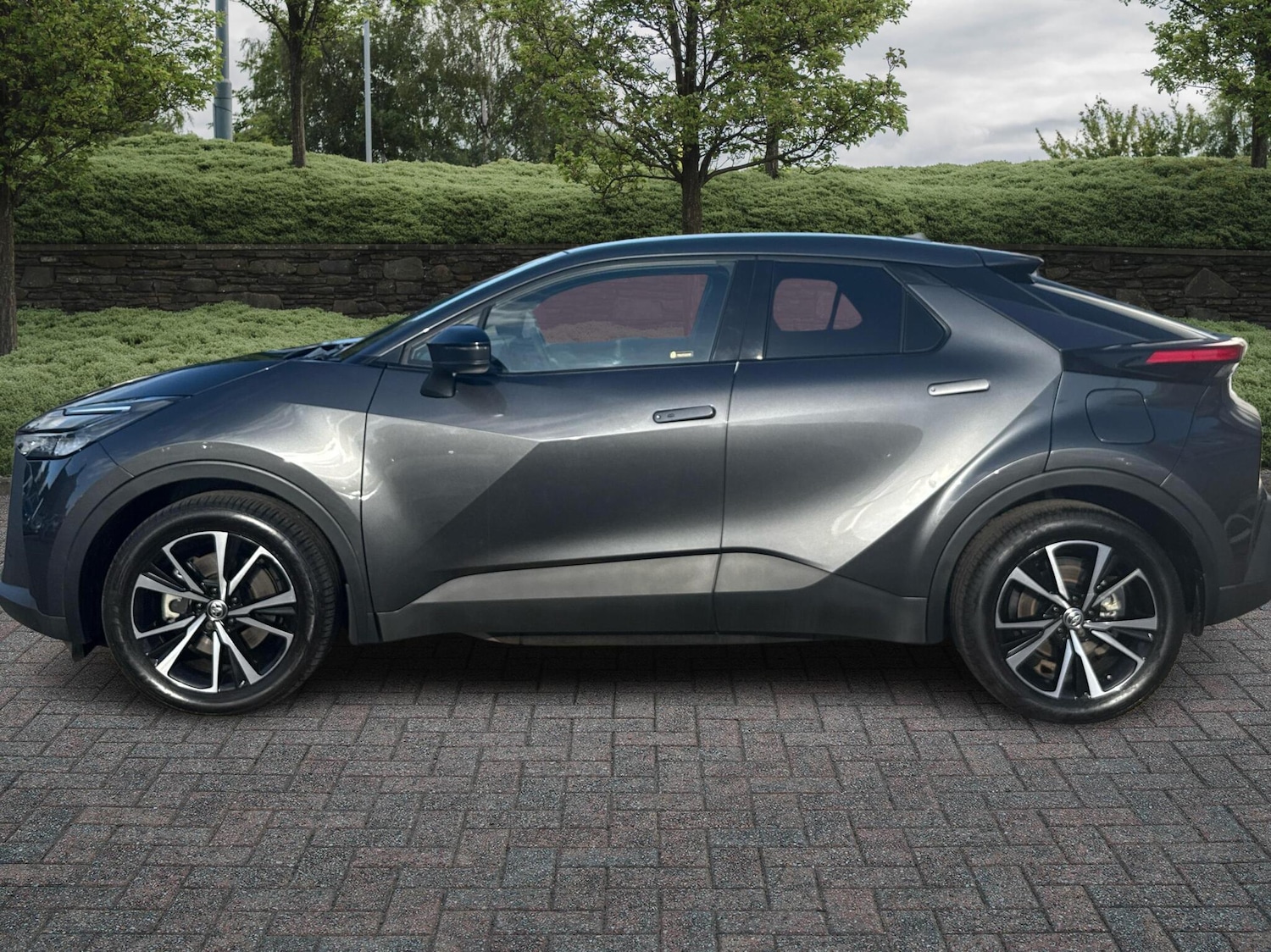 Used Toyota C-HR 2024 for sale - 76139792: Photo 17