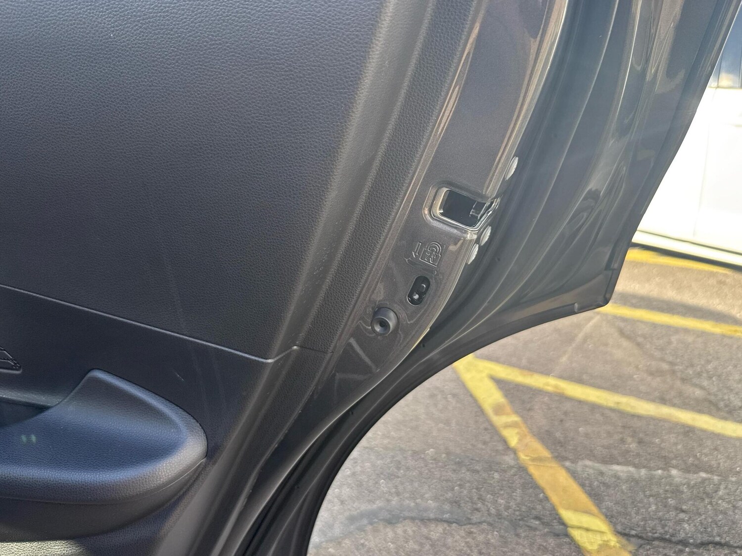 Used Toyota C-HR 2024 for sale - 76139792: Photo 22