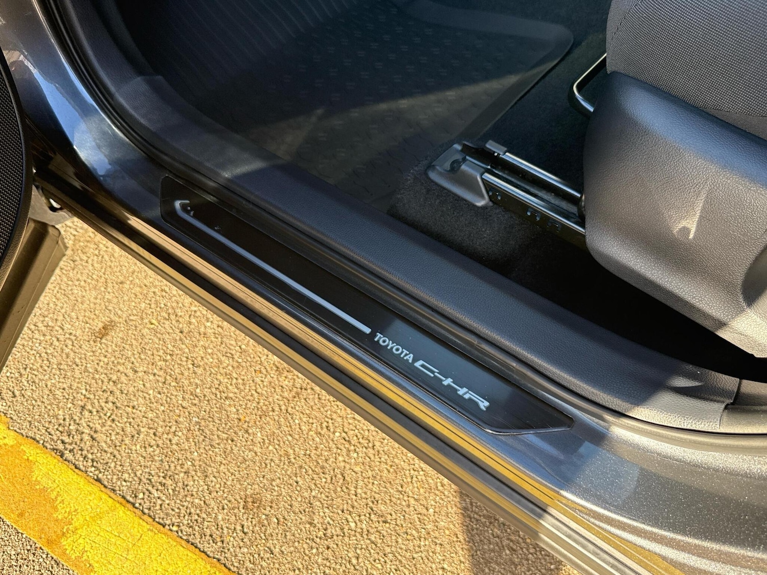Used Toyota C-HR 2024 for sale - 76139792: Photo 38