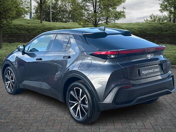 Used Toyota C-HR 2024 for sale - 76139792: Photo