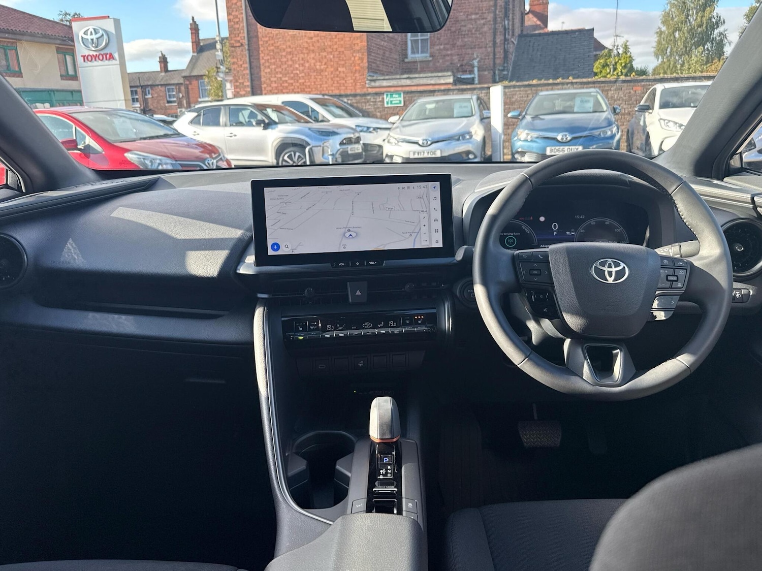 Used Toyota C-HR 2024 for sale - 76139792: Photo 5