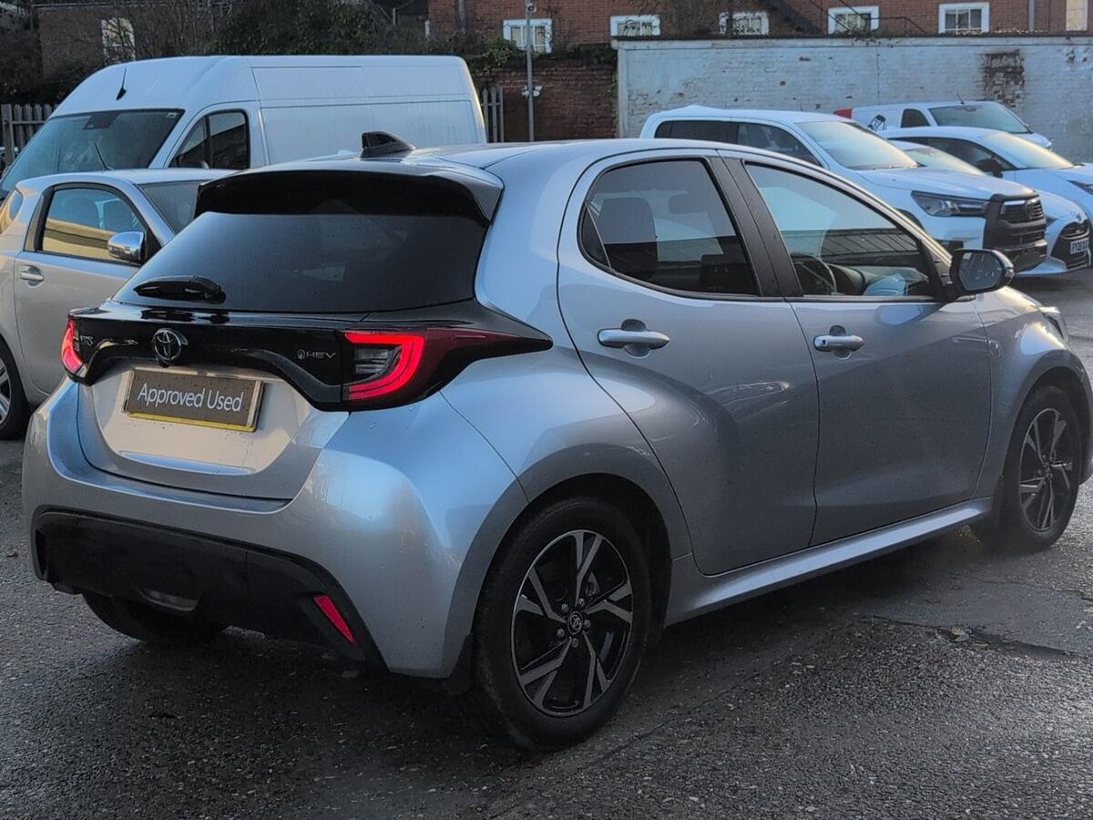 Used Toyota Yaris 2025 for sale - 77013382: Photo 15