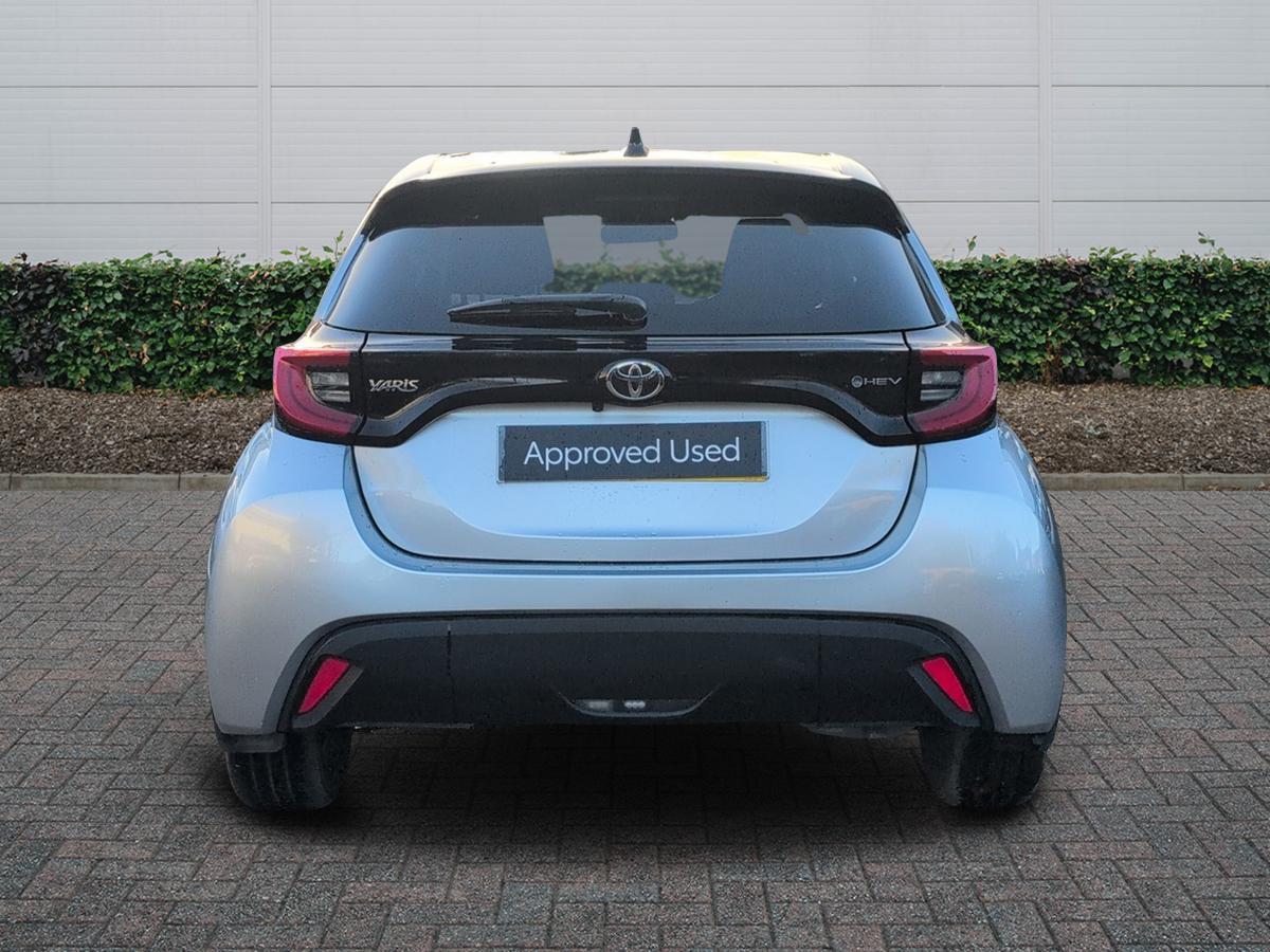 Used Toyota Yaris 2025 for sale - 77013382: Photo 4