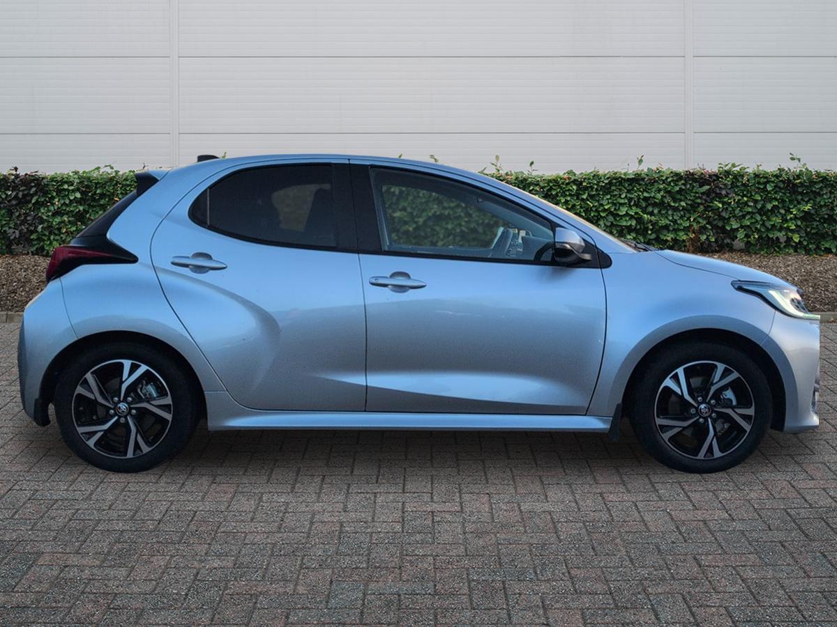 Used Toyota Yaris 2025 for sale - 77013382: Photo 5