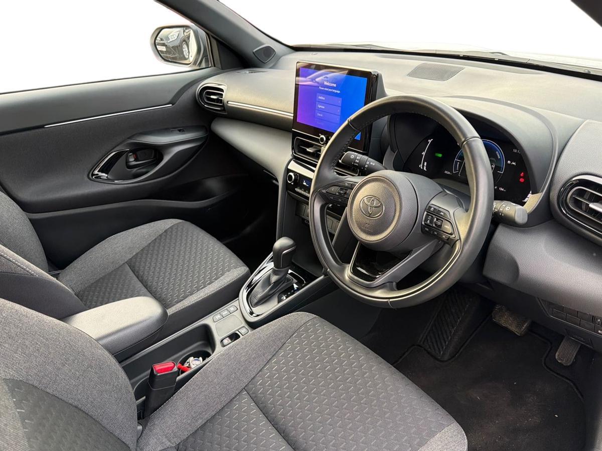 Used Toyota Yaris Cross 2024 for sale - 77013649: Photo 12