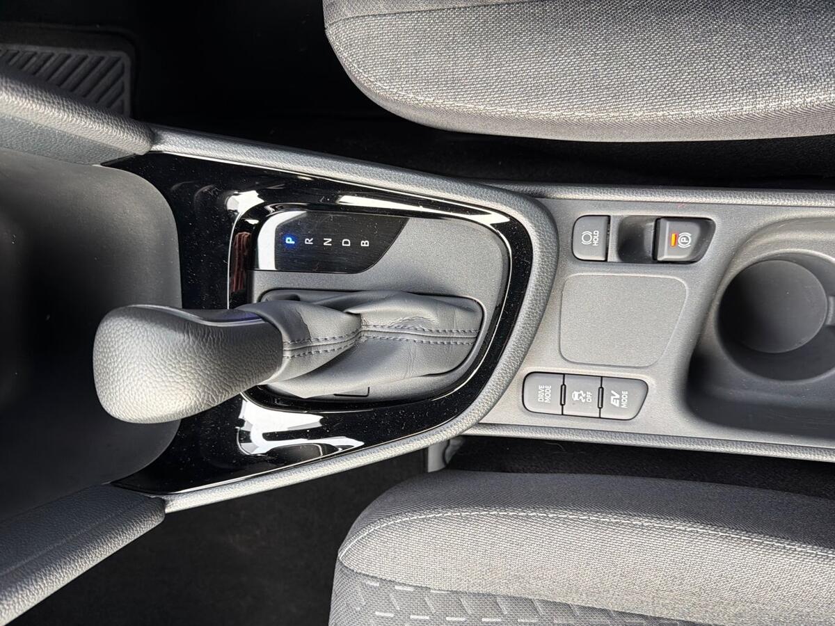 Used Toyota Yaris Cross 2024 for sale - 77013649: Photo 14