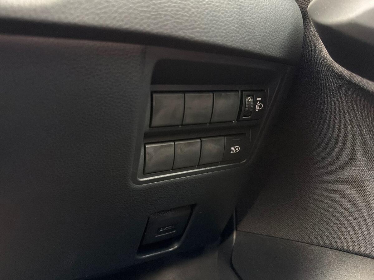 Used Toyota Yaris Cross 2024 for sale - 77013649: Photo 15