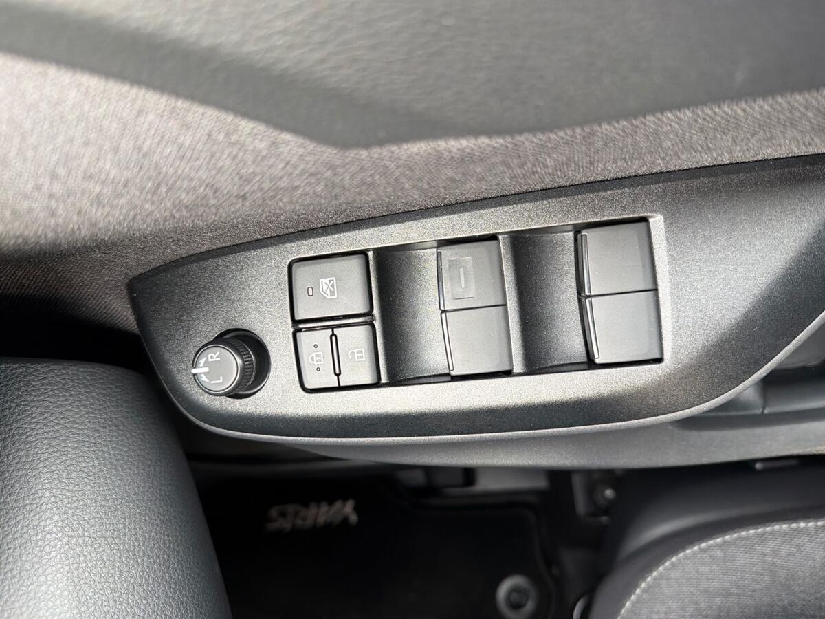 Used Toyota Yaris Cross 2024 for sale - 77013649: Photo 16