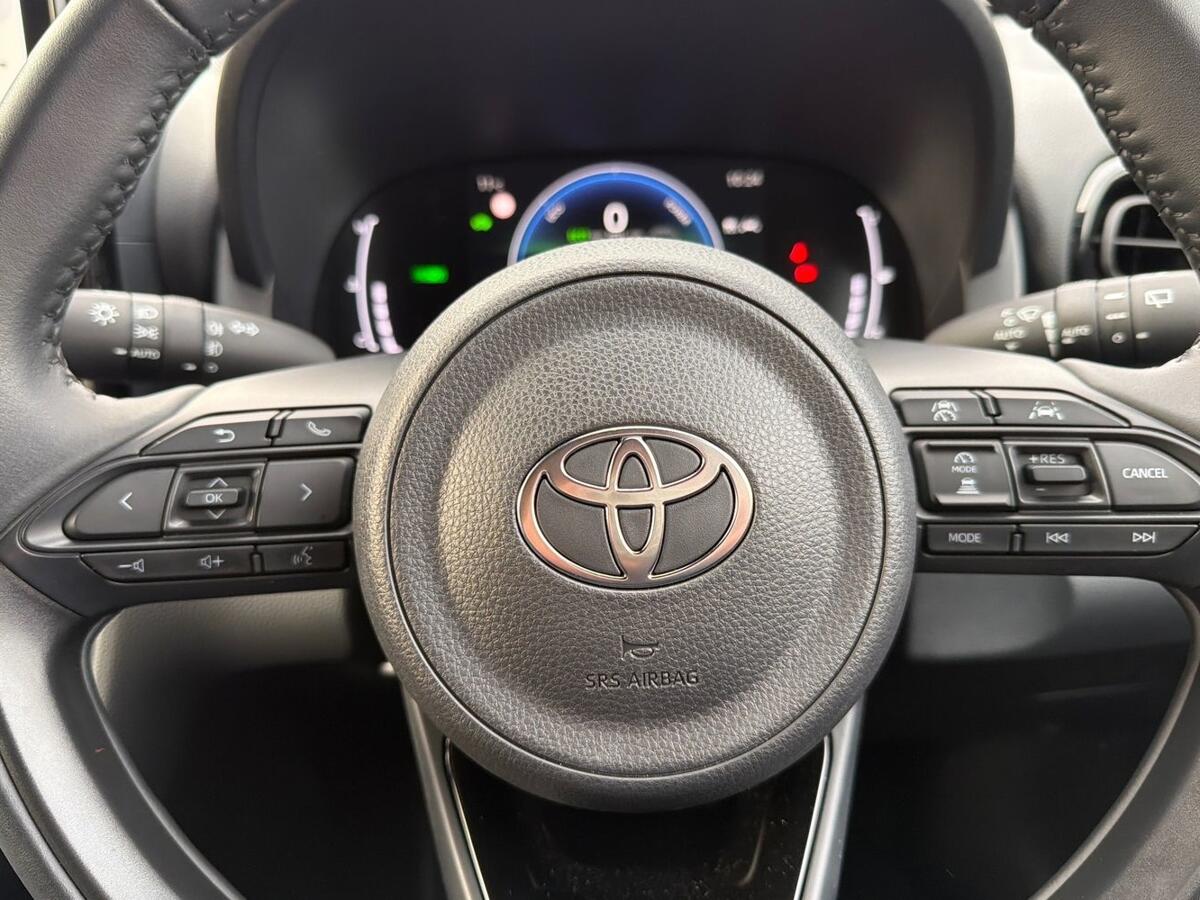 Used Toyota Yaris Cross 2024 for sale - 77013649: Photo 17