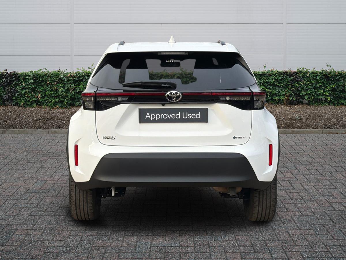 Used Toyota Yaris Cross 2024 for sale - 77013649: Photo 4