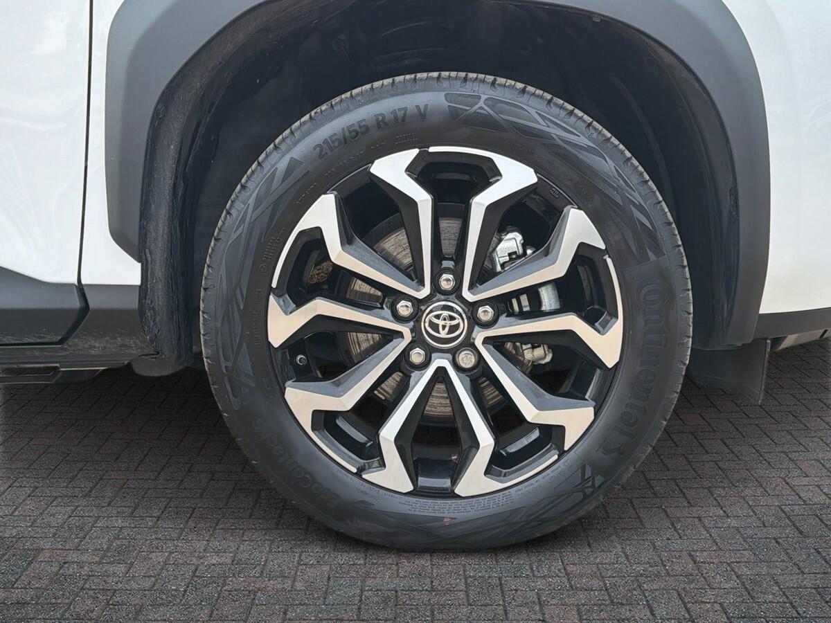 Used Toyota Yaris Cross 2024 for sale - 77013649: Photo 6