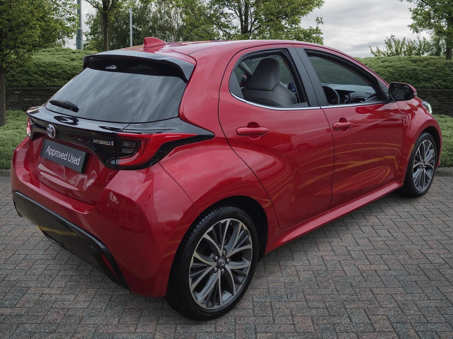 Used Toyota Yaris 2023 for sale - 76458638: Photo 2