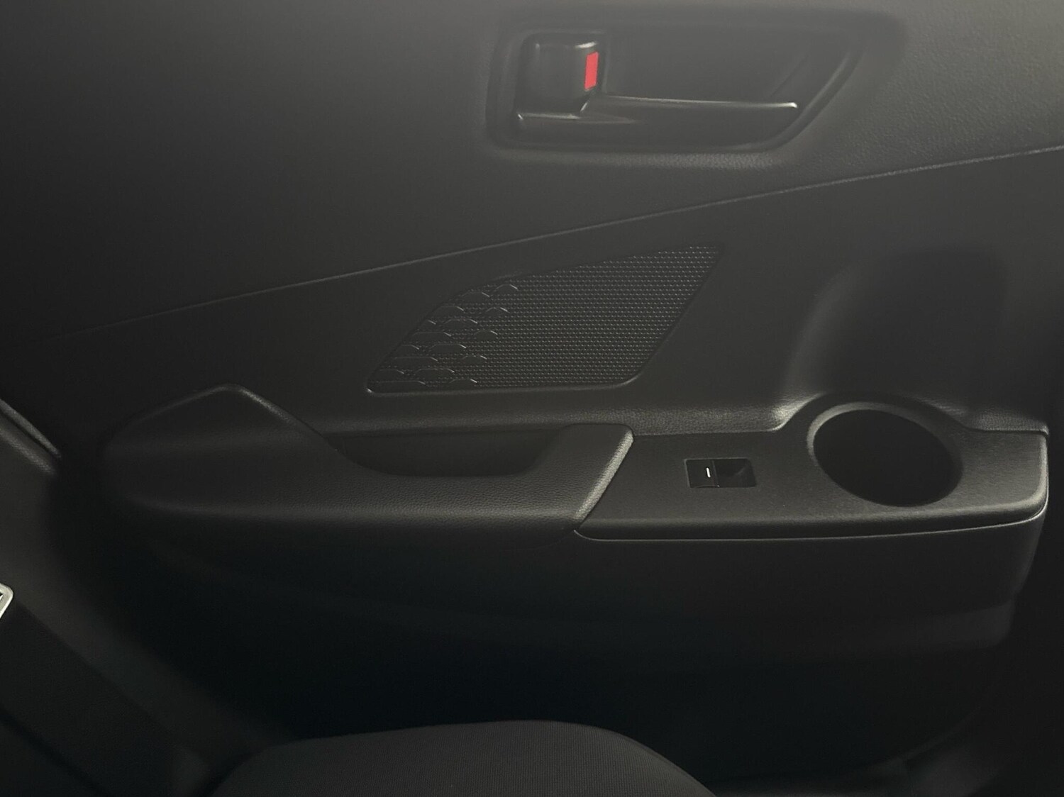 Used Toyota C-HR 2024 for sale - 77634425: Photo 21