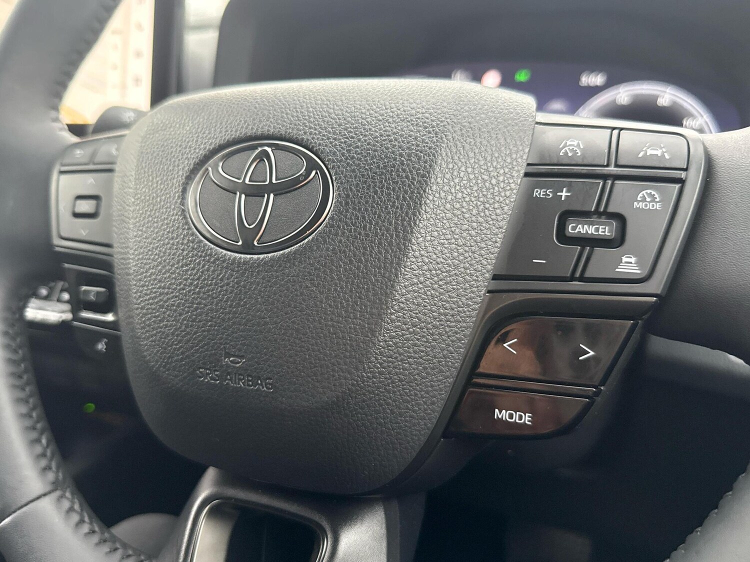 Used Toyota C-HR 2024 for sale - 77634425: Photo 25