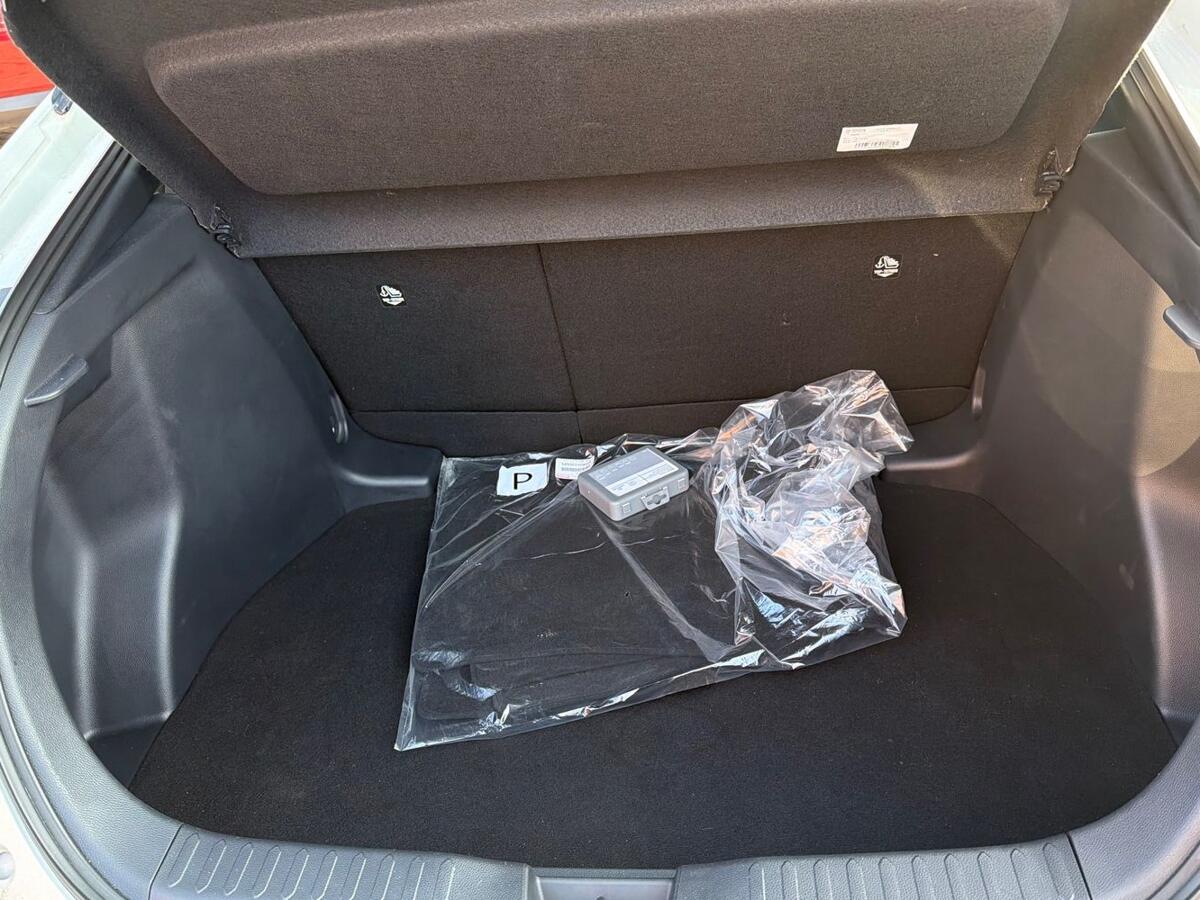 Used Toyota C-HR 2024 for sale - 77910641: Photo 10