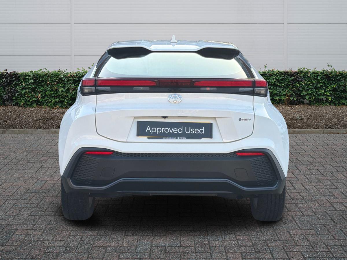 Used Toyota C-HR 2024 for sale - 77910641: Photo 4