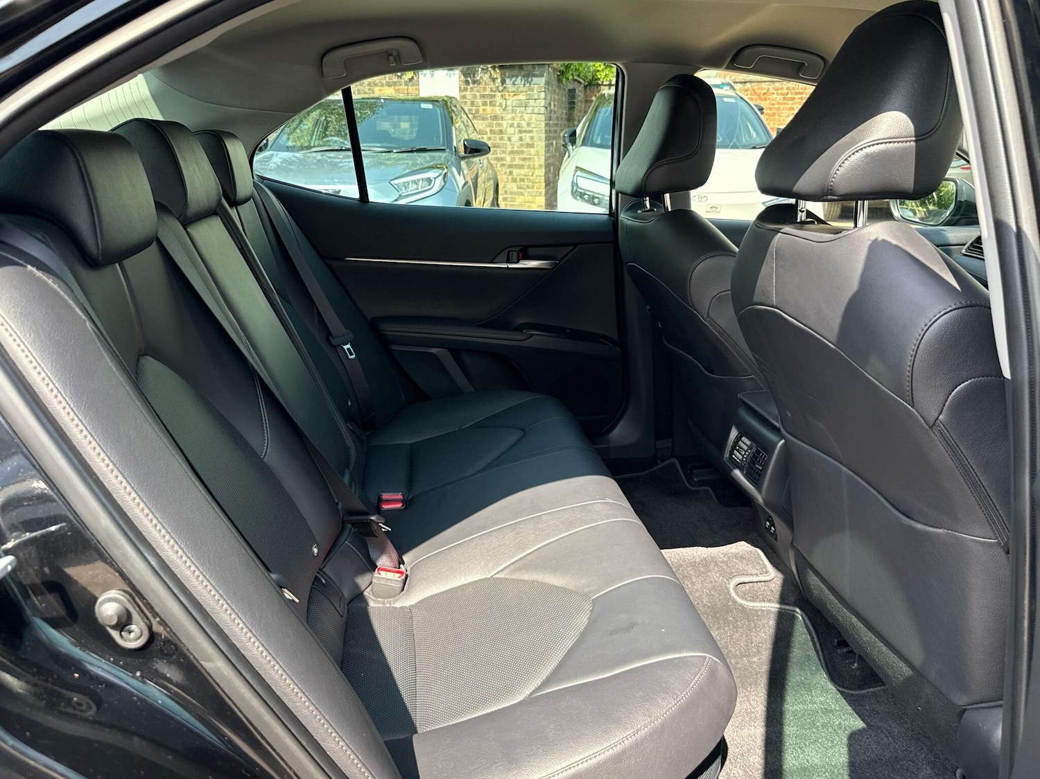 Used Toyota Camry 2019 for sale - 76574647: Photo 13